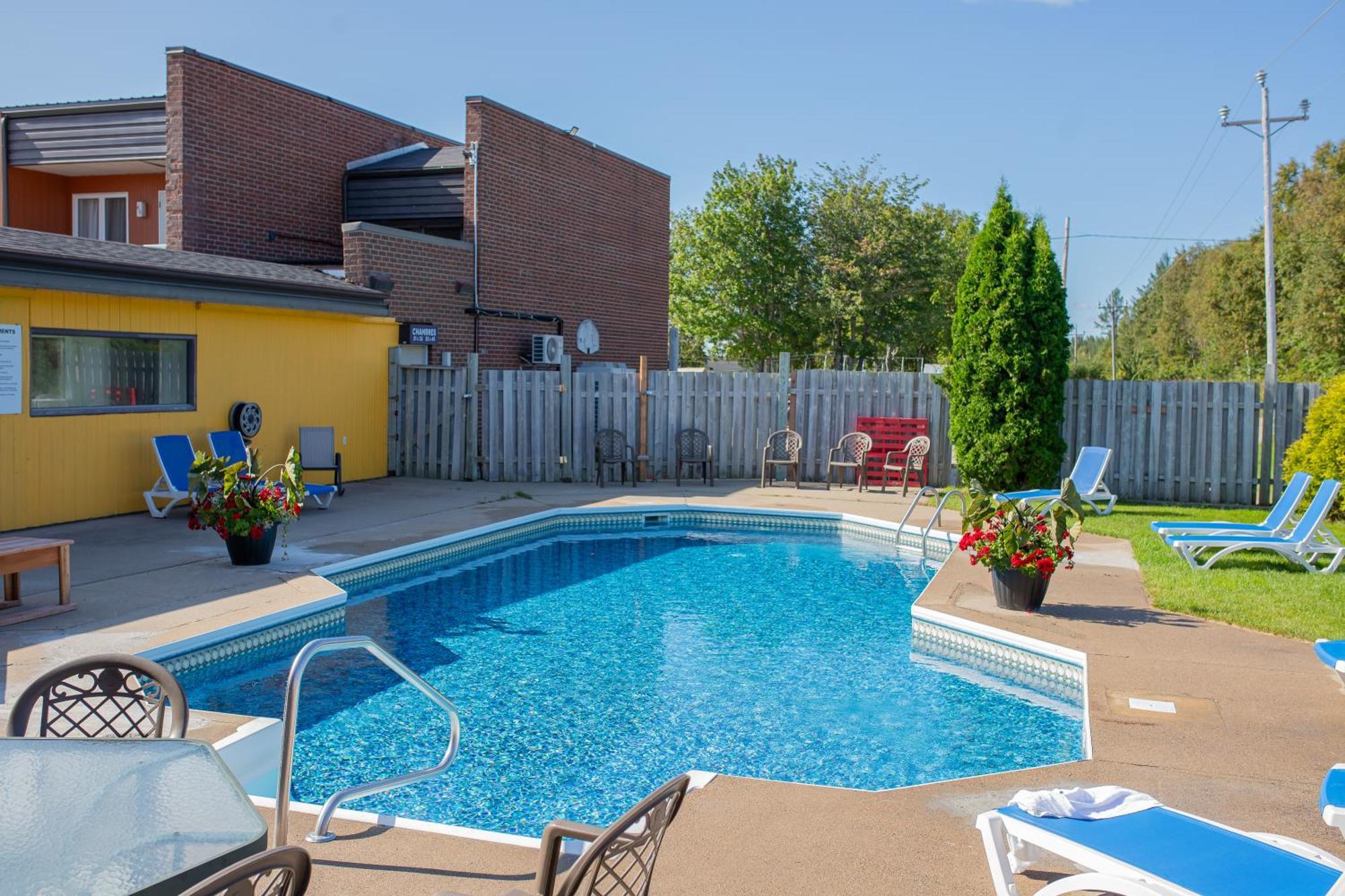 Complexe Hotelier Escoumins Les Escoumins Exteriér fotografie