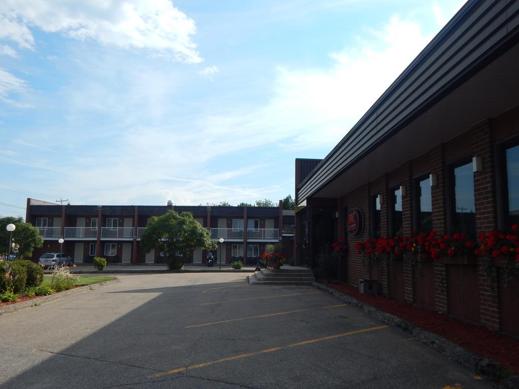 Complexe Hotelier Escoumins Les Escoumins Exteriér fotografie